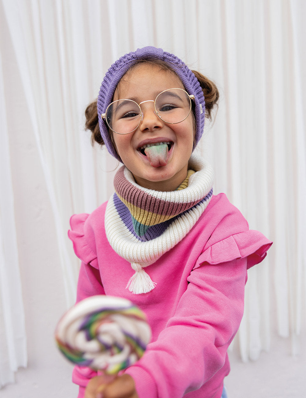 LOOPI Rainbow Round Scarf