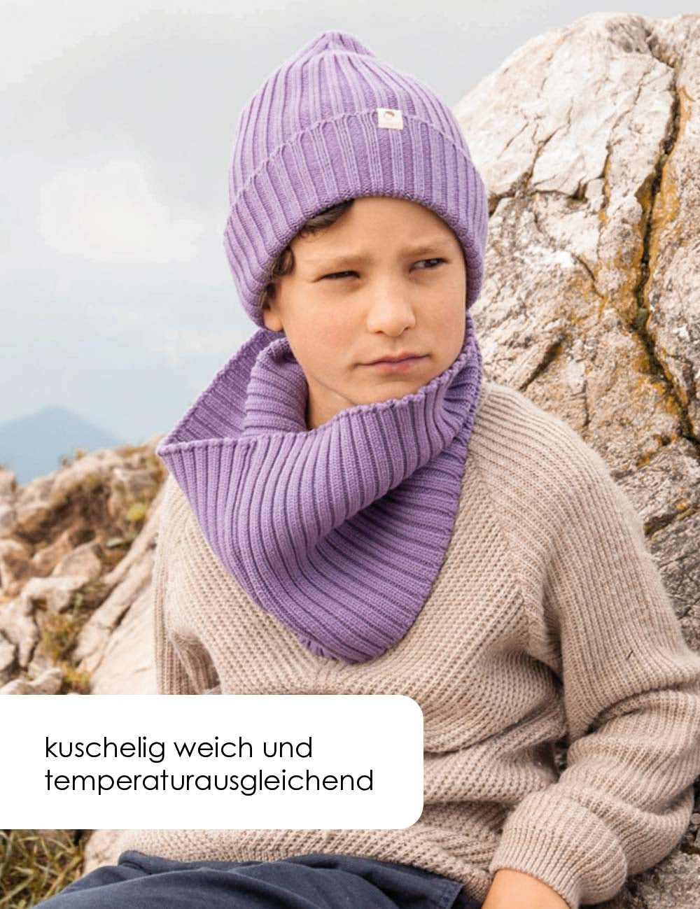 rundschal-lavendel-tragebild1.jpg